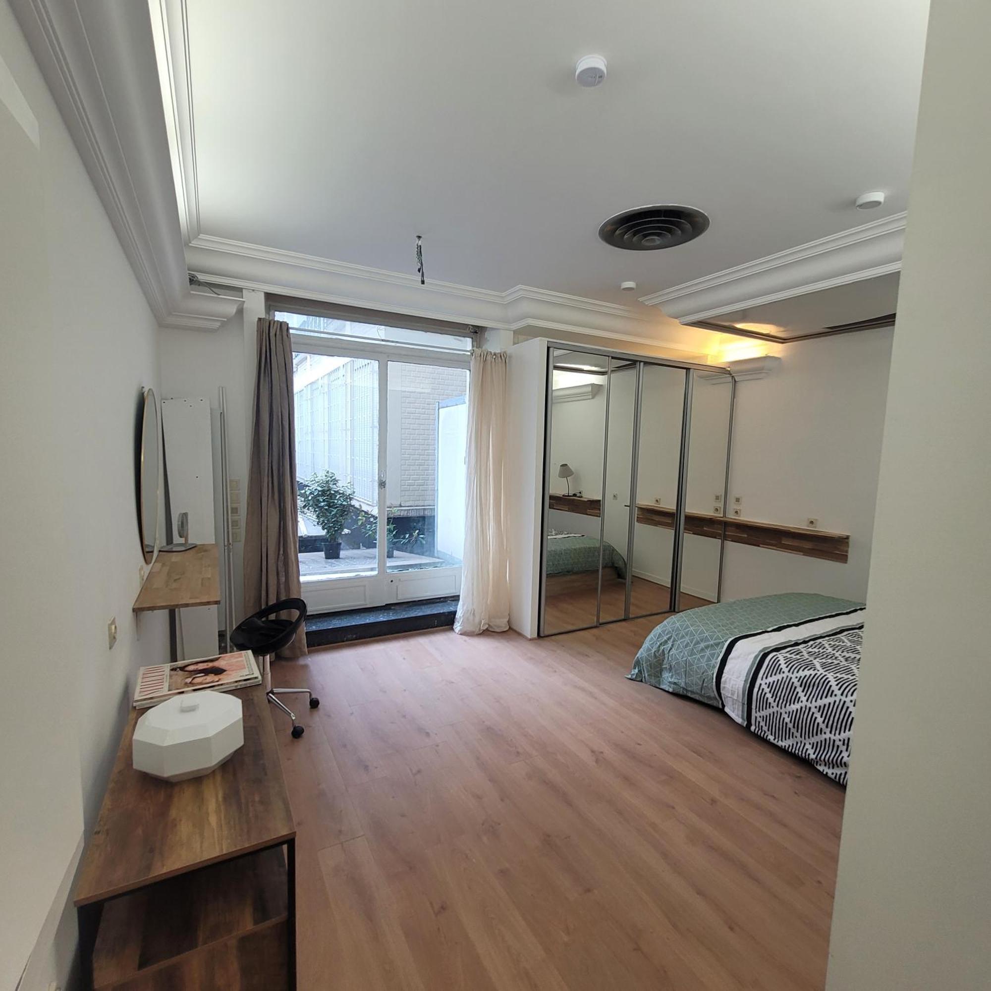 Bel Appartement Champs Elysees Avec 2 Chambres Paris Bagian luar foto